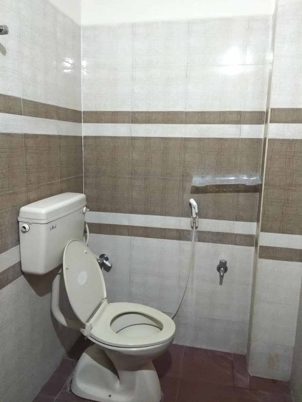 Sai Tirumala Residency Tirupati Exterior foto
