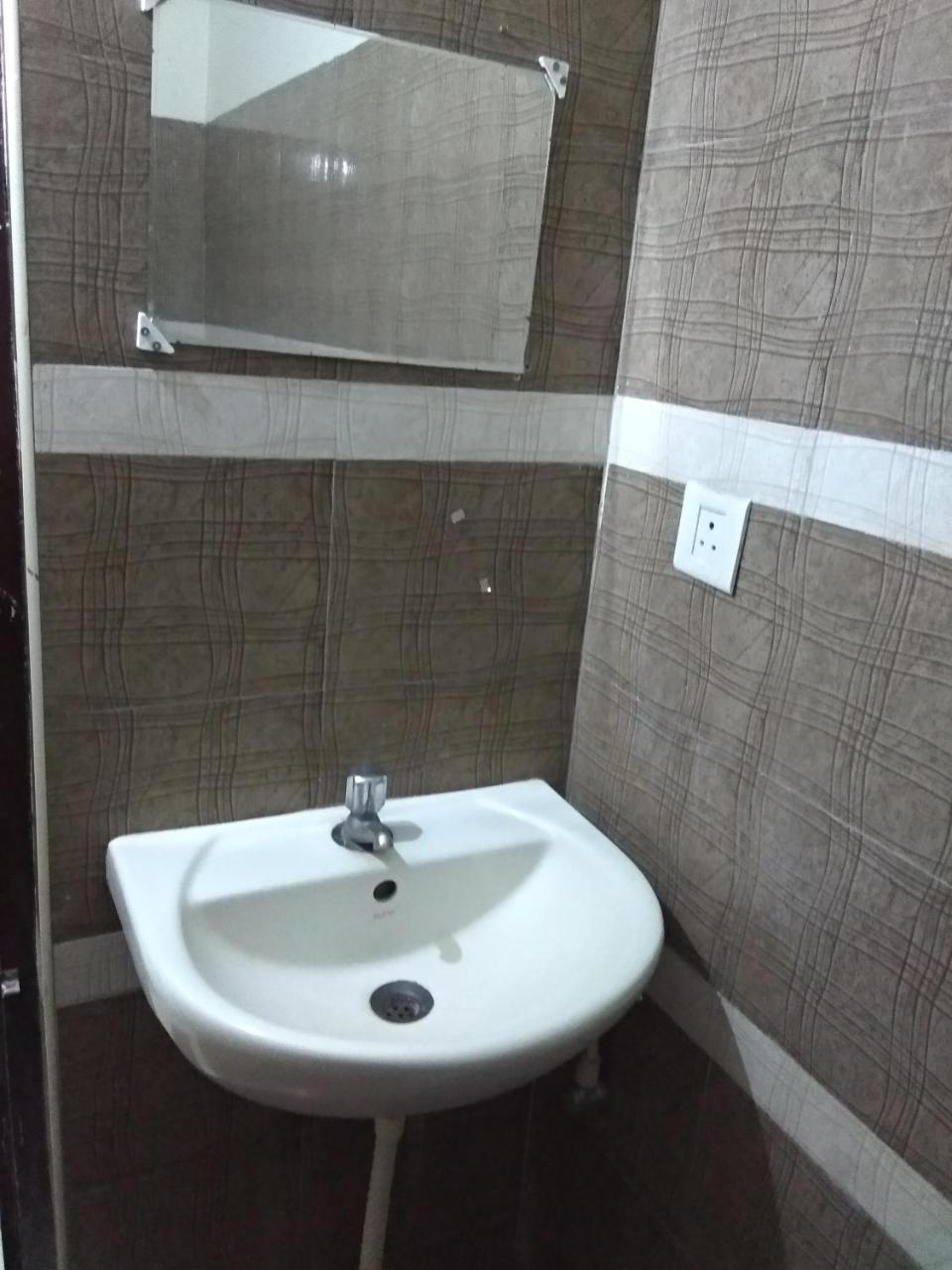 Sai Tirumala Residency Tirupati Exterior foto